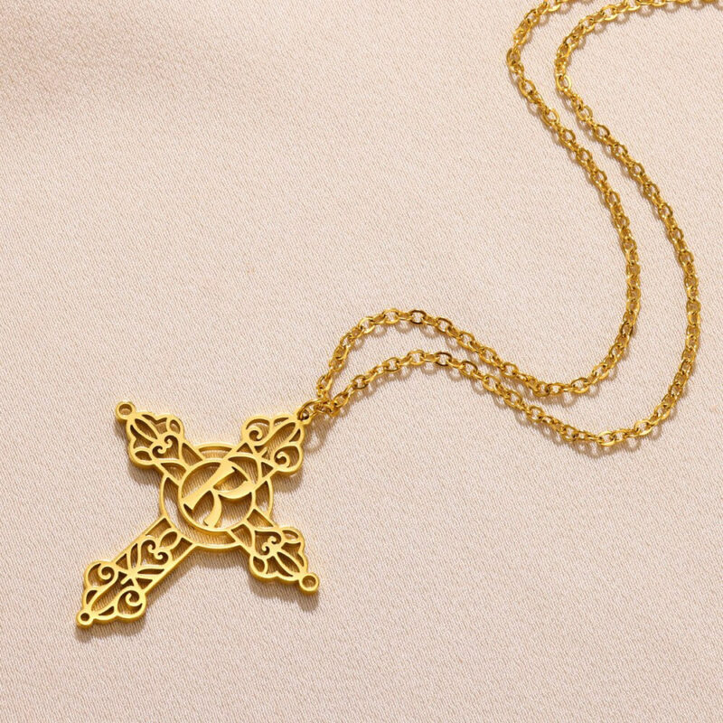 Collier Croix Lettre Personnalisée – Image 3